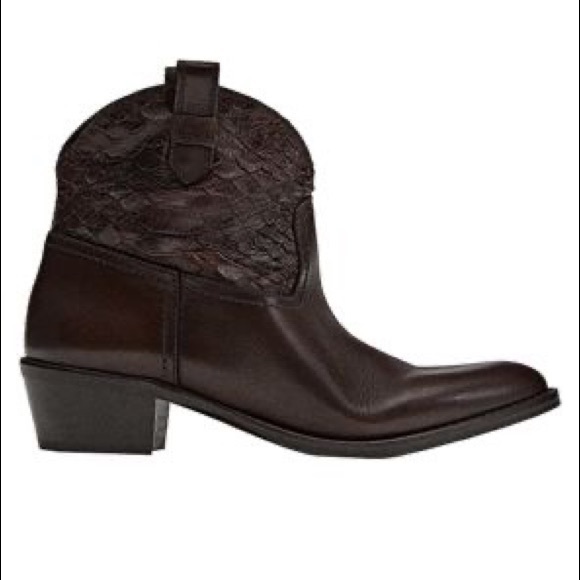 Massimo Dutti Shoes - NWT. Ladies Ankle Boots. Massimo Dutti Cowboy Ankle Boots. Size 10